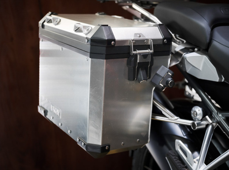 BMW R1200GS Максимальная комлпектация Состояние нового с пробегом 18735 км