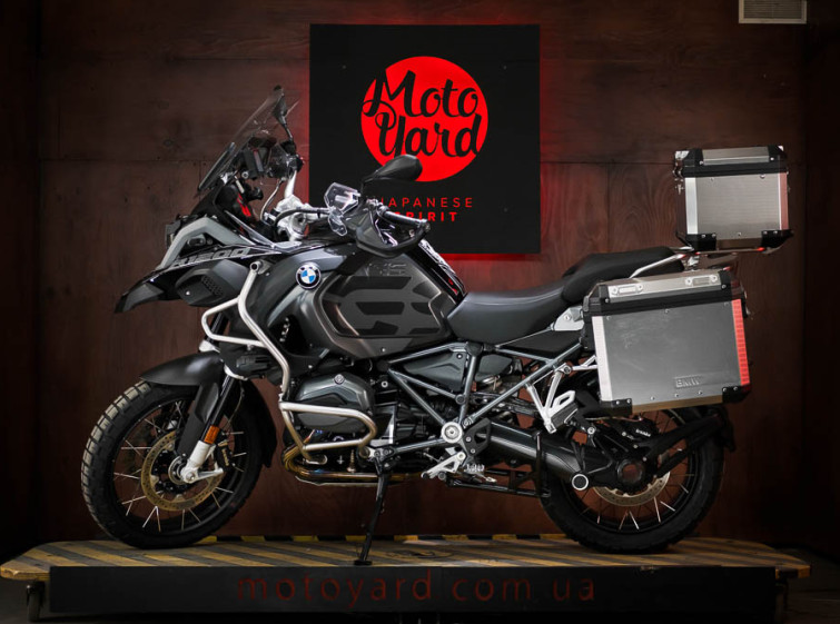 BMW R1200GS Максимальная комлпектация Состояние нового с пробегом 18735 км