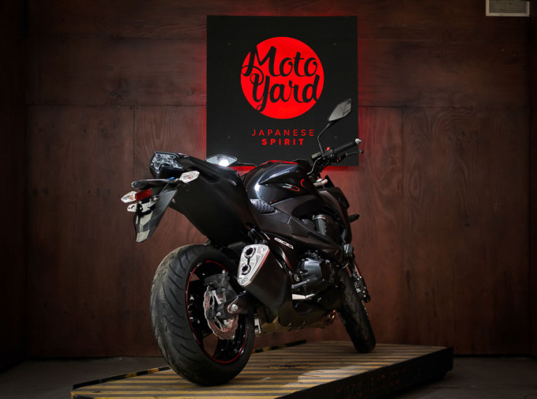 Мотоцикл Kawasaki Z800 з пробігом 30506 км