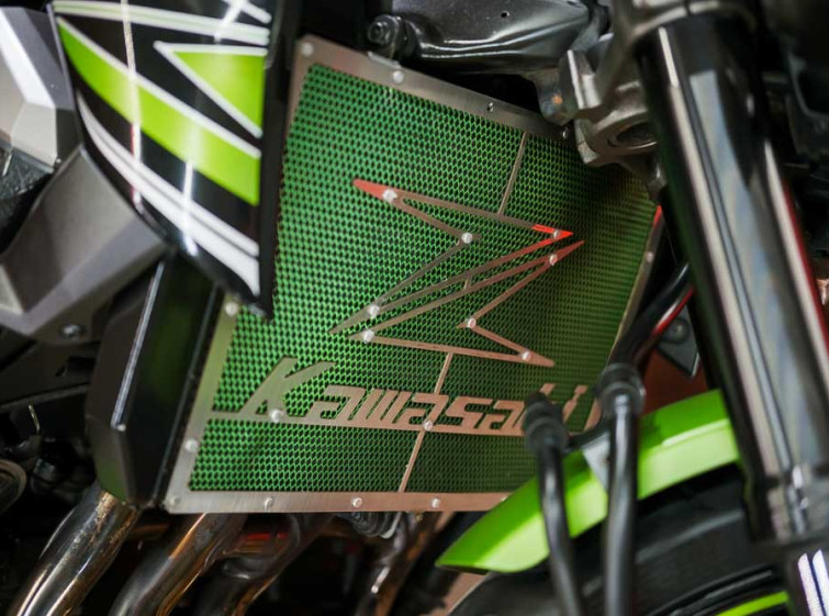 Мотоцикл Kawasaki Z800 з пробігом 12702 км