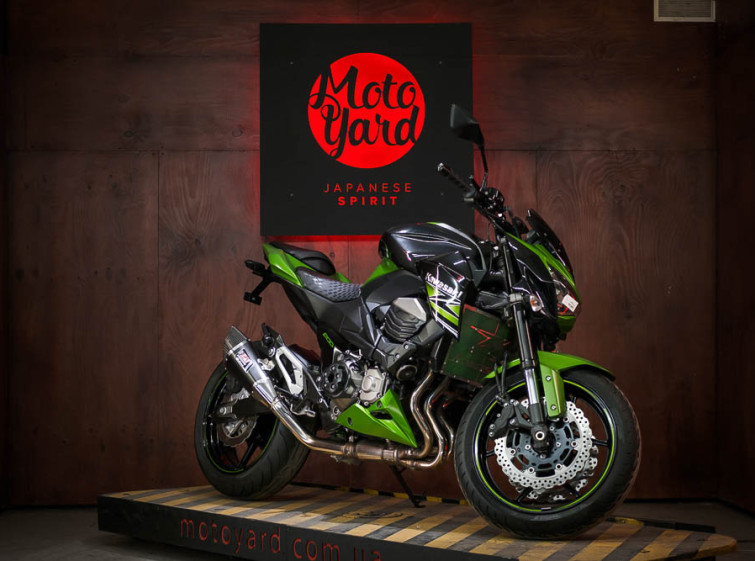 Мотоцикл Kawasaki Z800 з пробігом 12702 км