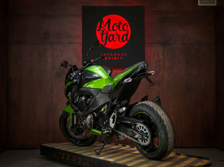 Мотоцикл Kawasaki Z800 з пробігом 12702 км