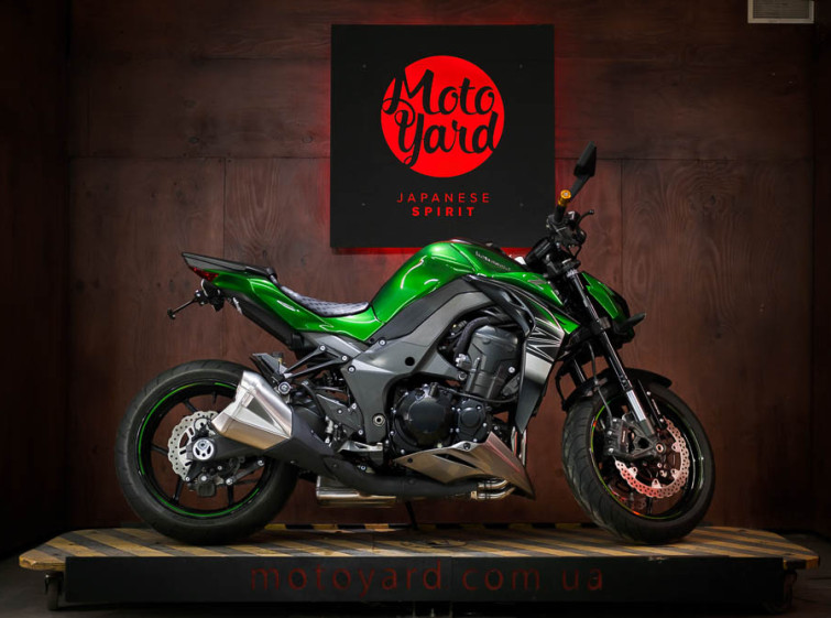 Мотоцикл Kawasaki Z1000 с пробегом 11165 км