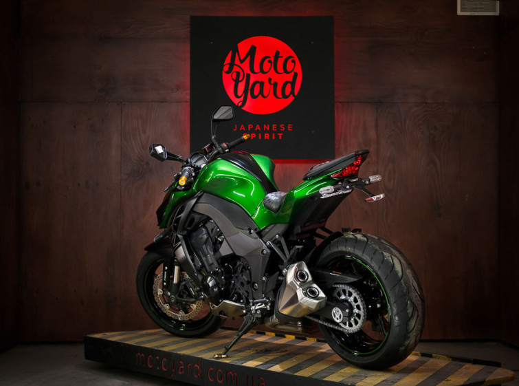 Мотоцикл Kawasaki Z1000 с пробегом 11165 км