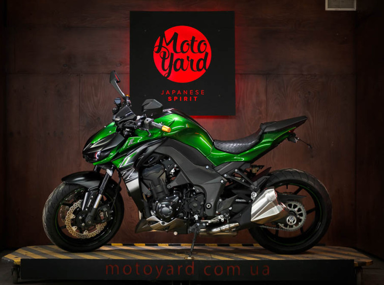 Мотоцикл Kawasaki Z1000 с пробегом 11165 км