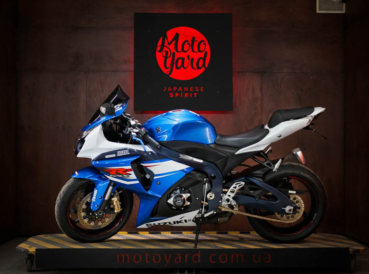 Мотоцикл Suzuki GSX-R 1000 Новый мотоцикл с пробегом 7943 км