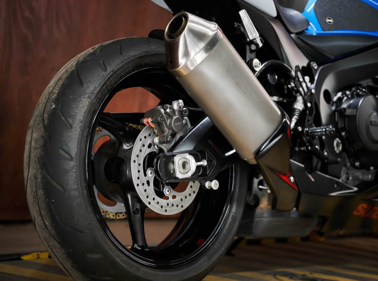 Мотоцикл Suzuki GSX-R 750 с пробегом 14568 км