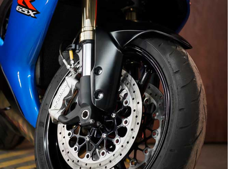 Мотоцикл Suzuki GSX-R 750 с пробегом 14568 км