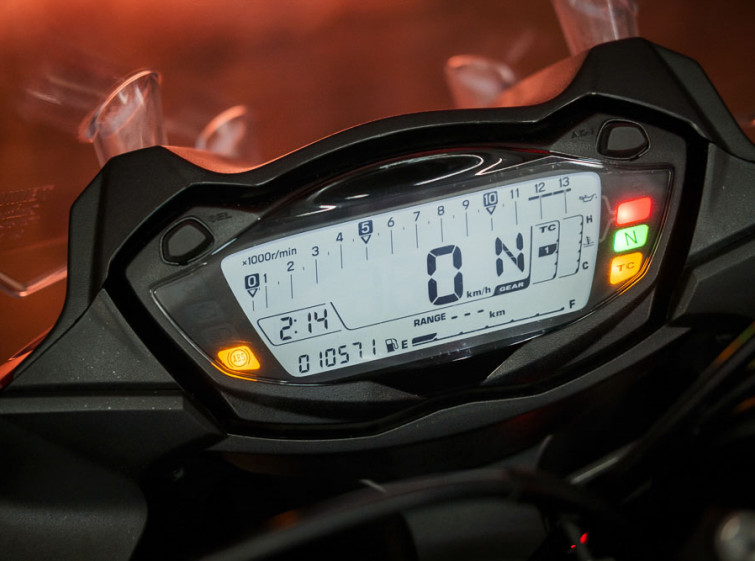 Мотоцикл Suzuki GSX-S1000F с пробегом 10571 км