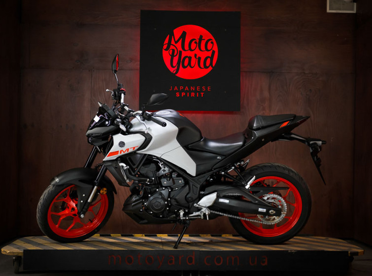 Мотоцикл Yamaha MT-03 Состояние нового с пробегом 13729 км