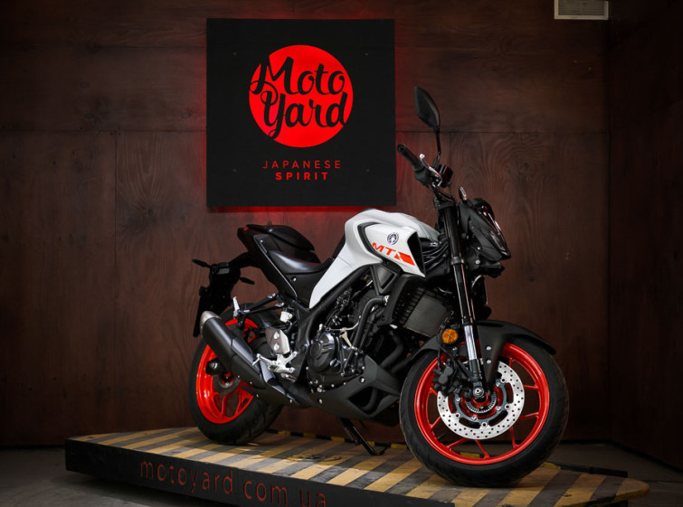 Мотоцикл Yamaha MT-03 Состояние нового с пробегом 13729 км