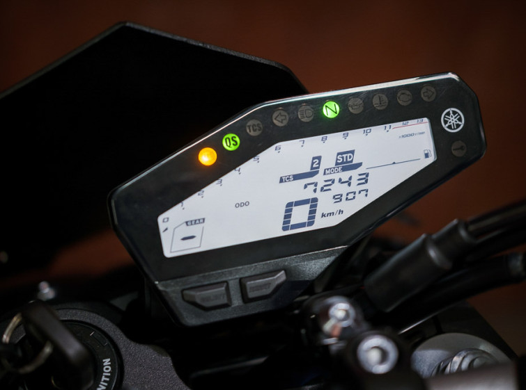 Мотоцикл Yamaha MT-09 Cостояние нового ABS Traction QuickShifter с пробегом 7243 км