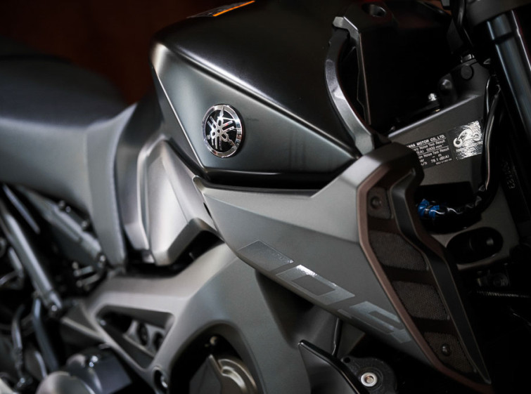 Мотоцикл Yamaha MT-09 Cостояние нового ABS Traction QuickShifter с пробегом 7243 км