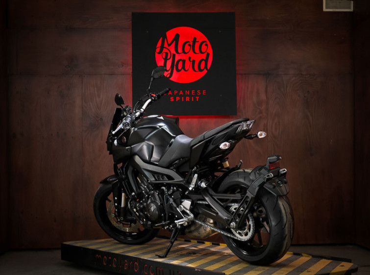 Мотоцикл Yamaha MT-09 Cостояние нового ABS Traction QuickShifter с пробегом 7243 км