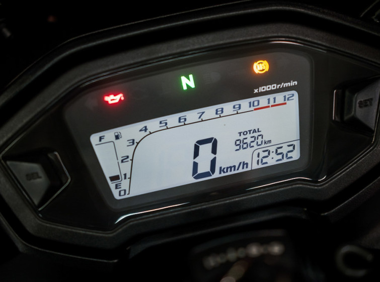 Мотоцикл Honda CBR400R ABS с пробегом 9620 км