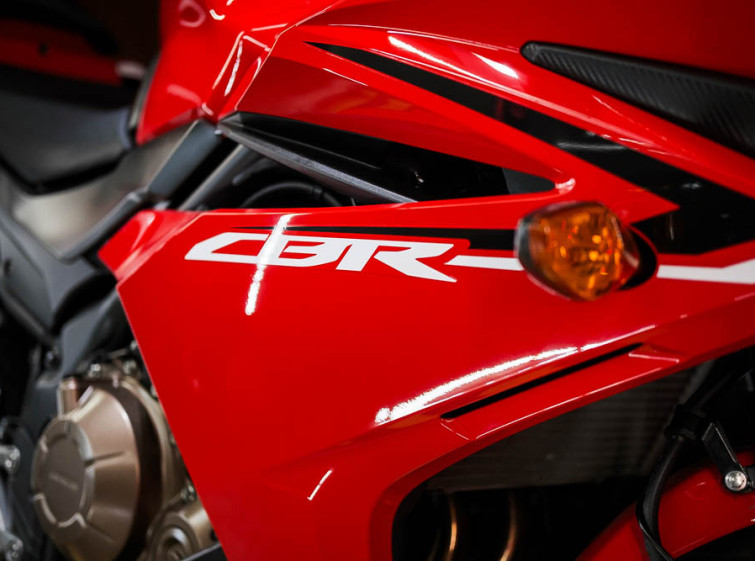 Мотоцикл Honda CBR400R ABS с пробегом 18254 км