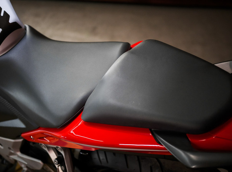 Мотоцикл Honda CBR400R ABS с пробегом 18003 км