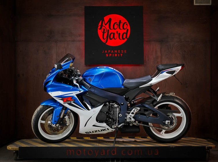 Мотоцикл Suzuki GSX-R 600 с пробегом 3565 км