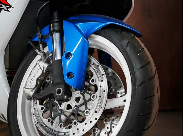 Мотоцикл Suzuki GSX-R 600 с пробегом 3565 км