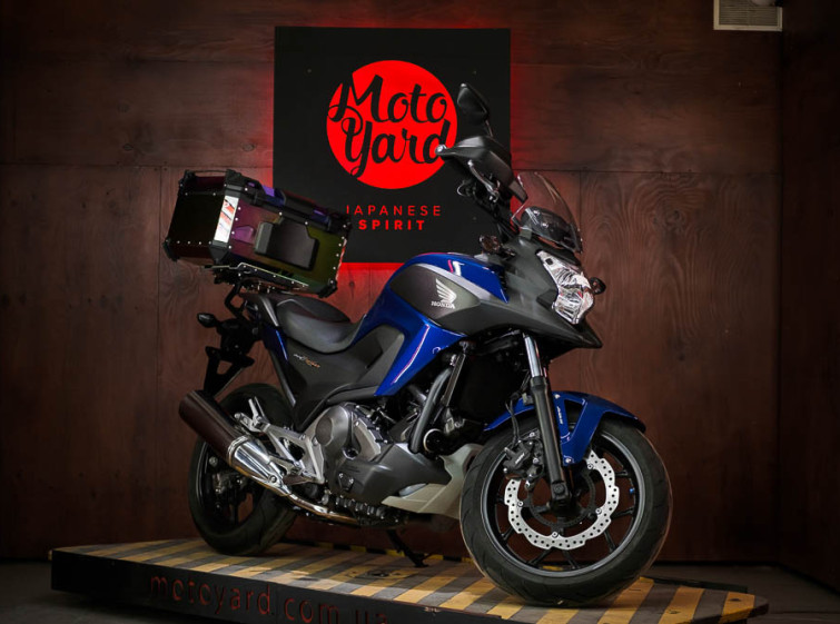 Honda NC750X DCT ABS Состояние нового с пробегом 6169 км