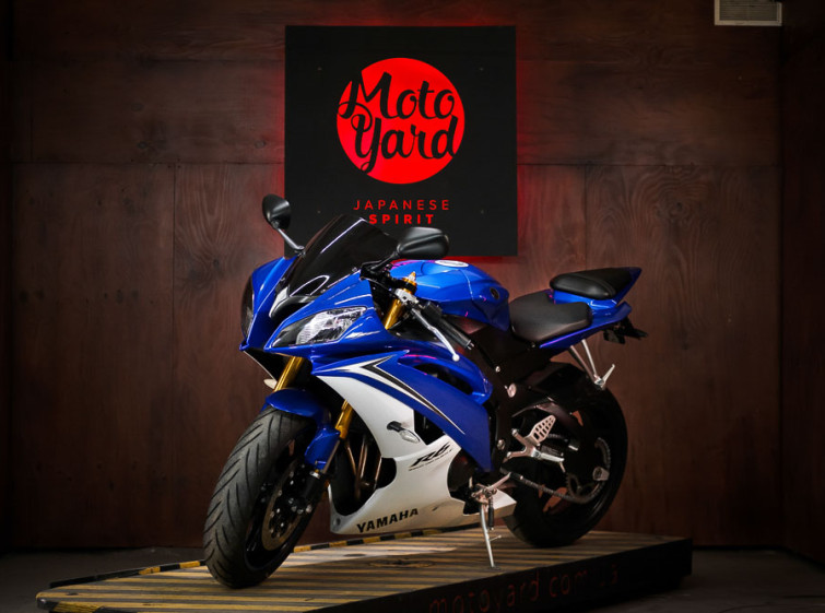 Мотоцикл Yamaha R6 Состояние нового с пробегом 10192 миль