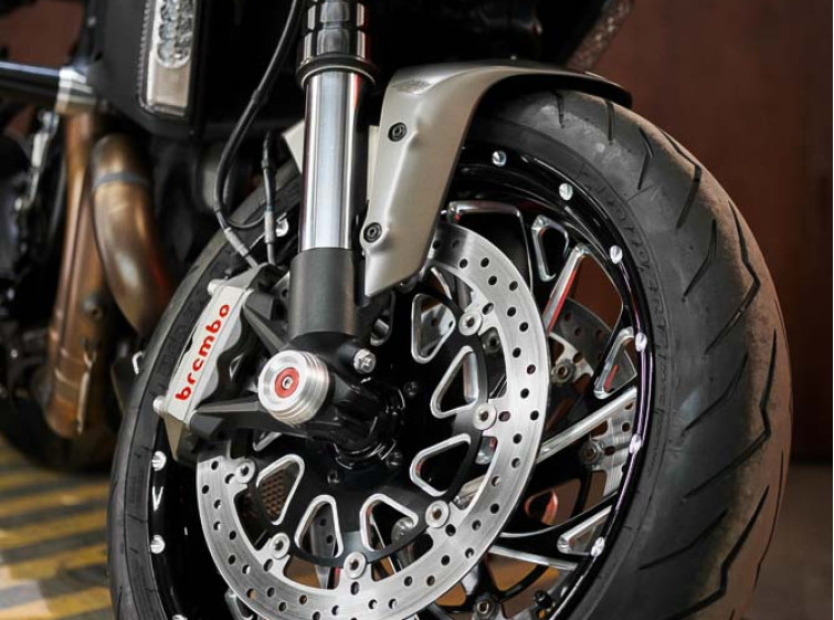 Мотоцикл Ducati Diavel Strada 1200 с пробегом 12931 км