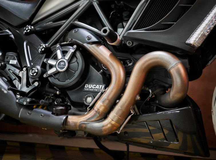 Мотоцикл Ducati Diavel Strada 1200 с пробегом 12931 км