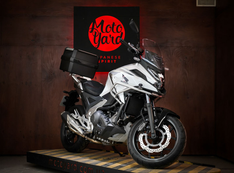 Мотоцикл Honda NC750X DCT ABS Traction Состояние нового с пробегом 7220 км
