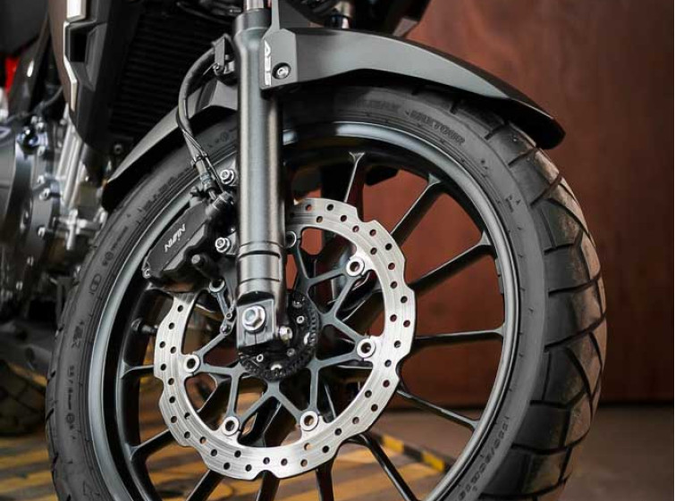 Мотоцикл Honda CB400X ABS Состояние нового с пробегом 12695 км