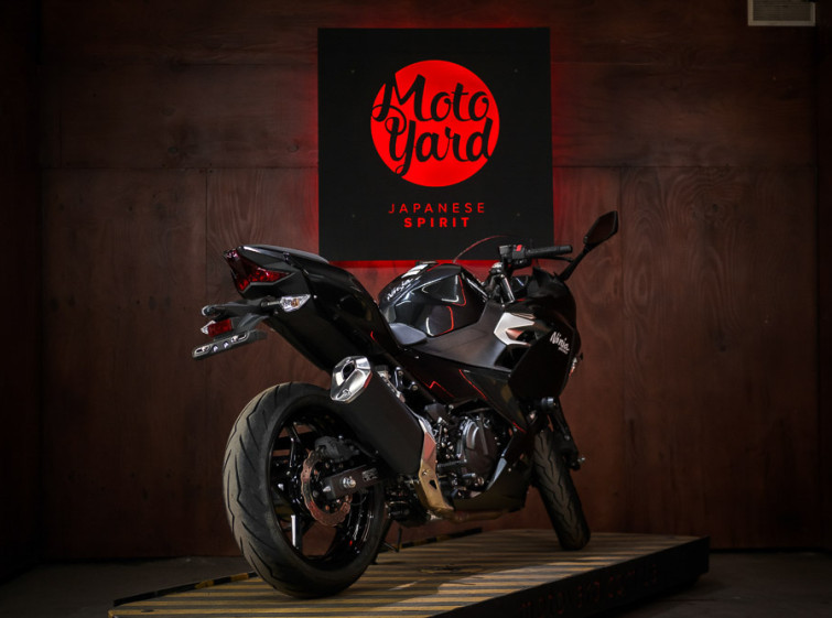 Мотоцикл Kawasaki Ninja 400 ABS с пробегом 8160 км