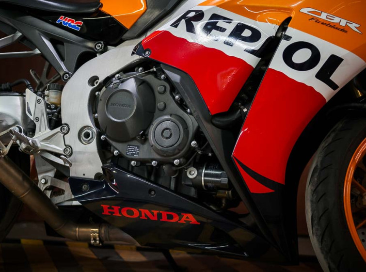 Мотоцикл Honda CBR 1000RR Fireblade с пробегом 22942 км