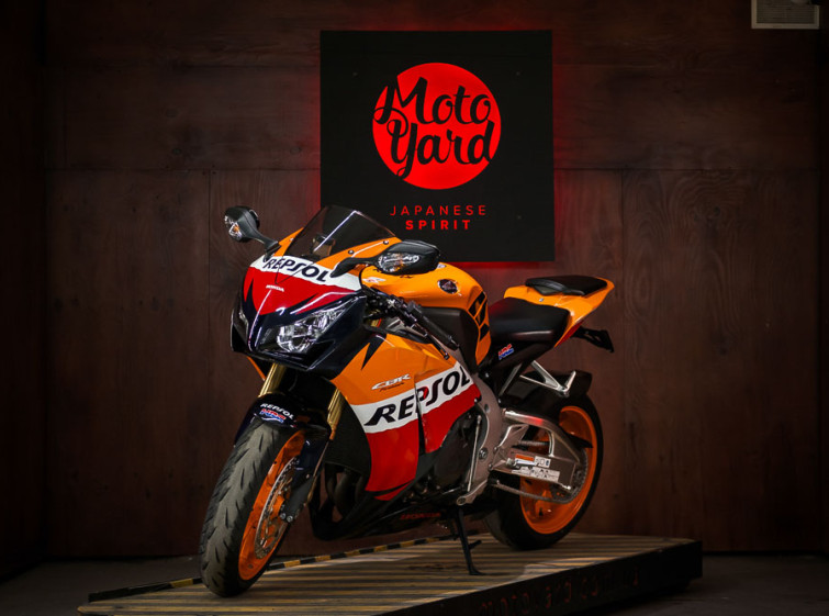 Мотоцикл Honda CBR 1000RR Fireblade с пробегом 22942 км