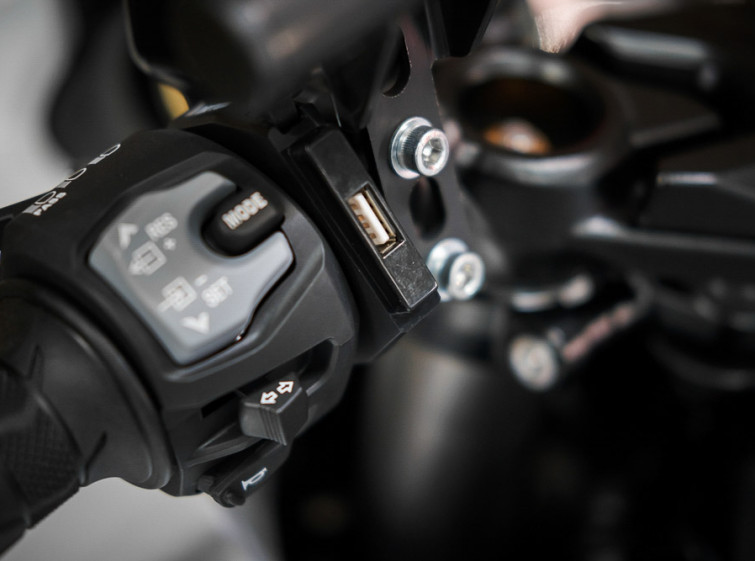 Мотоцикл Suzuki GSX1300R Hayabusa с пробегом 7893 км