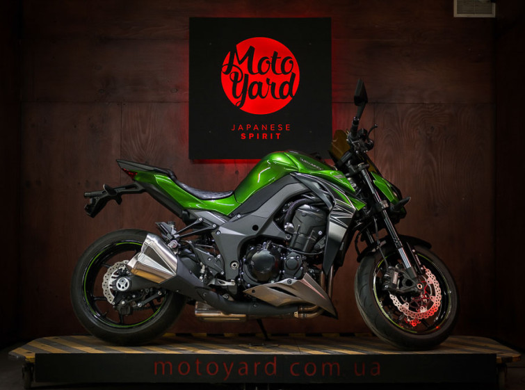 Мотоцикл Kawasaki Z1000 Состояние нового Максимальная комплектация с пробегом 4255 км