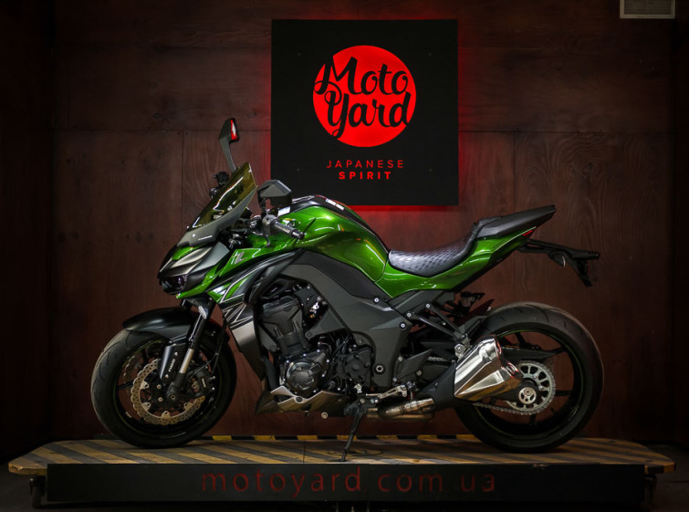 Мотоцикл Kawasaki Z1000 Состояние нового Максимальная комплектация с пробегом 4255 км