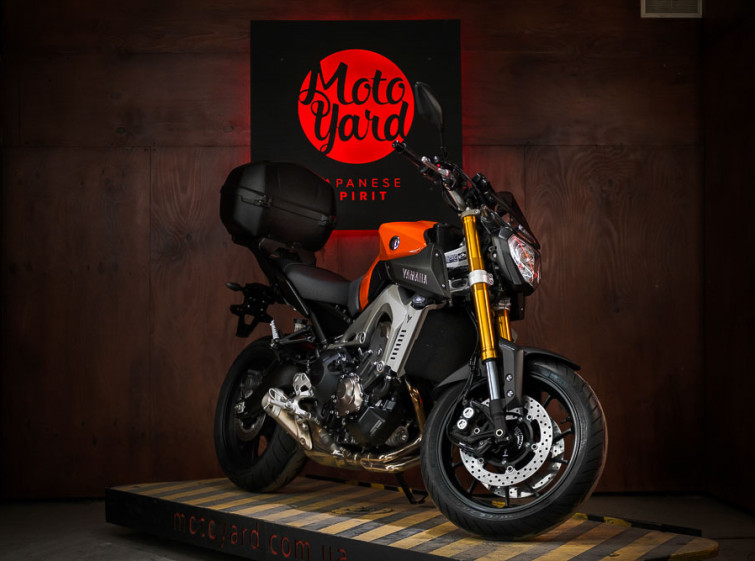 Мотоцикл Yamaha MT-09 Максимальная комплектация с пробегом 8800 км
