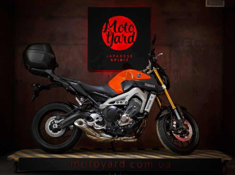 Мотоцикл Yamaha MT-09 Максимальная комплектация с пробегом 8800 км