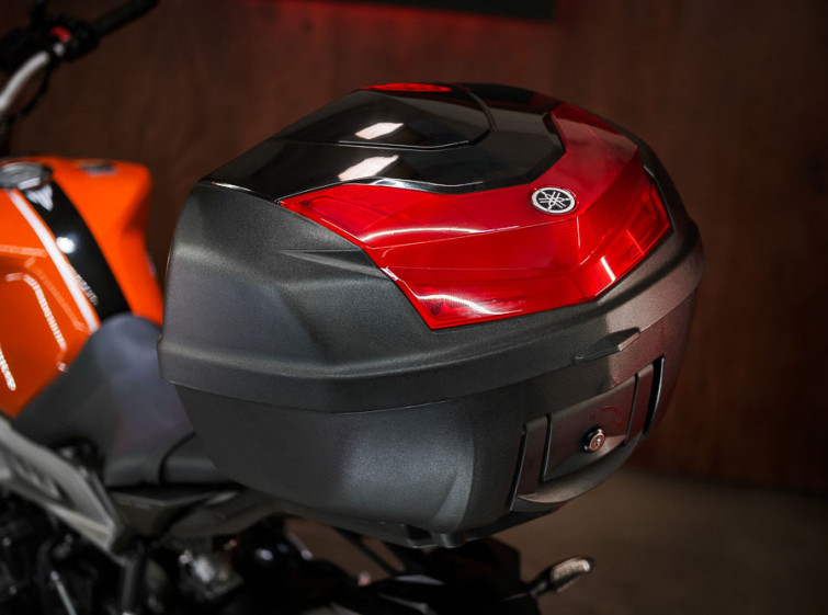 Мотоцикл Yamaha MT-09 Максимальная комплектация с пробегом 8800 км