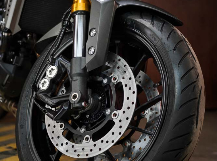 Мотоцикл Yamaha MT-09 Максимальная комплектация с пробегом 8800 км