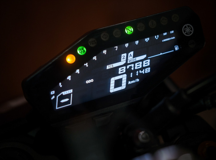 Мотоцикл Yamaha MT-09 SP Состояние нового Максимальная комплектация с пробегом 8788 км