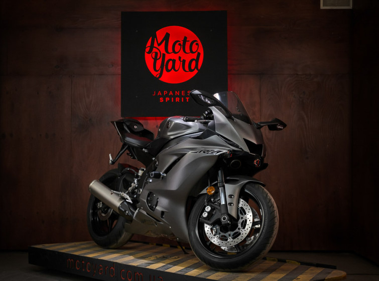 Мотоцикл Yamaha R6 Состояние нового с пробегом 24465 км