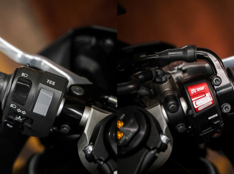 Мотоцикл Yamaha R6 Состояние нового с пробегом 24465 км