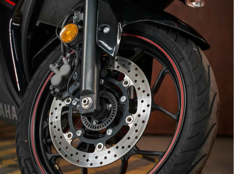 Мотоцикл Yamaha YZF-R3 ABS Состояние нового с пробегом 5291 км