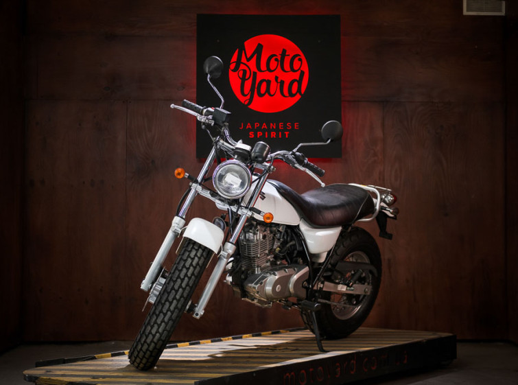 Мотоцикл Suzuki Van Van 200 с пробегом 14972 км