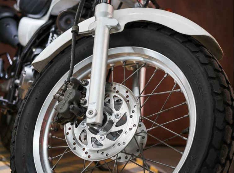 Мотоцикл Suzuki Van Van 200 с пробегом 14972 км