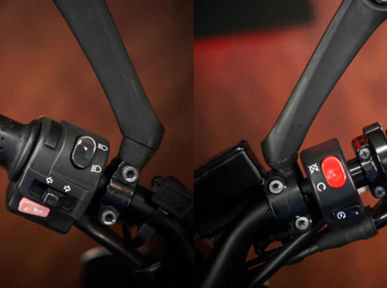 Мотоцикл Triumph Street Triple 675 ABS с пробегом 17521км