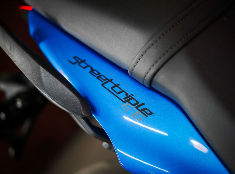 Мотоцикл Triumph Street Triple 675 ABS с пробегом 17521км