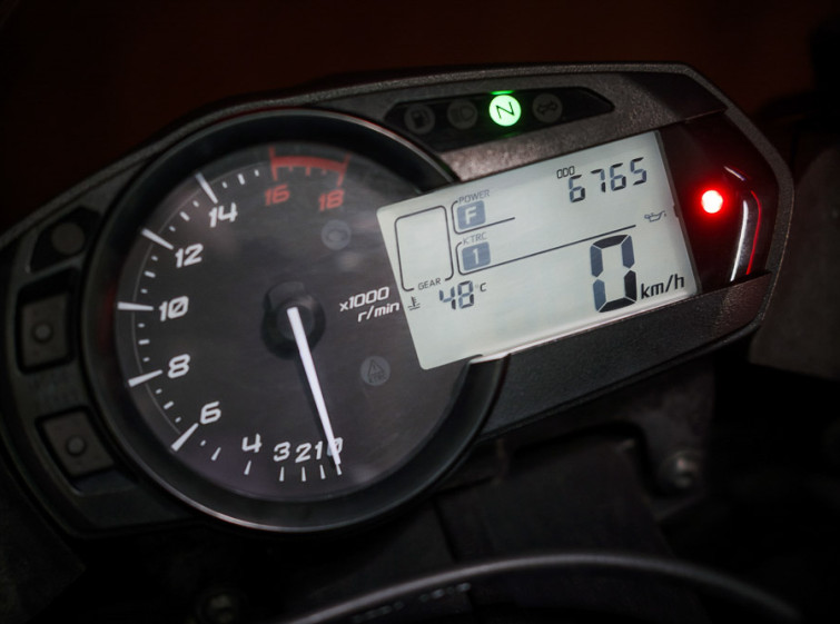 Мотоцикл Kawasaki Ninja 636 Traction с Режимами Движения с пробегом 6765 км