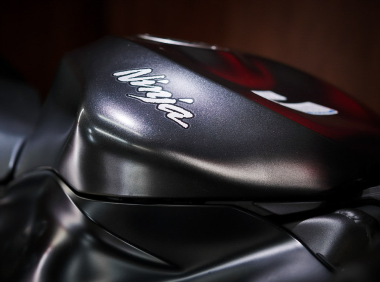 Мотоцикл Kawasaki Ninja 636 Traction с Режимами Движения с пробегом 6765 км