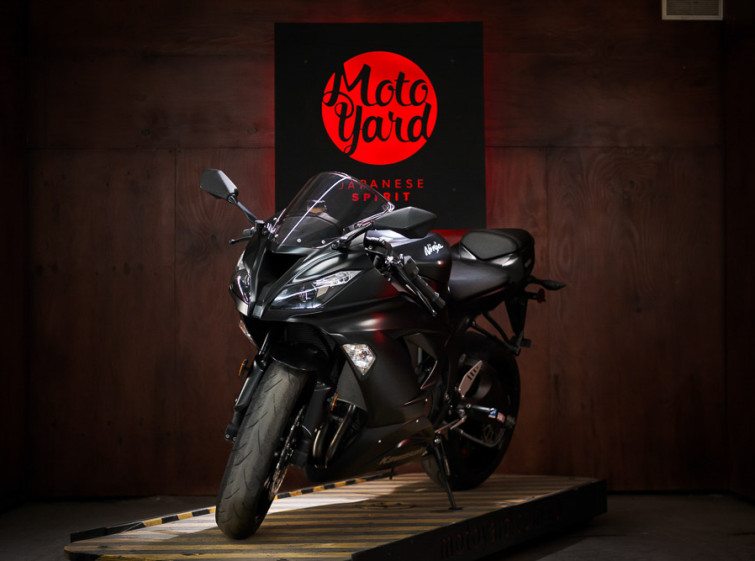 Мотоцикл Kawasaki Ninja 636 Traction с Режимами Движения с пробегом 6765 км